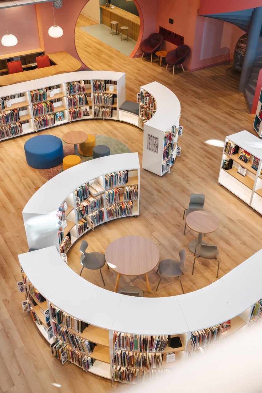 Bookshelves of Children's library by Studio Vapore