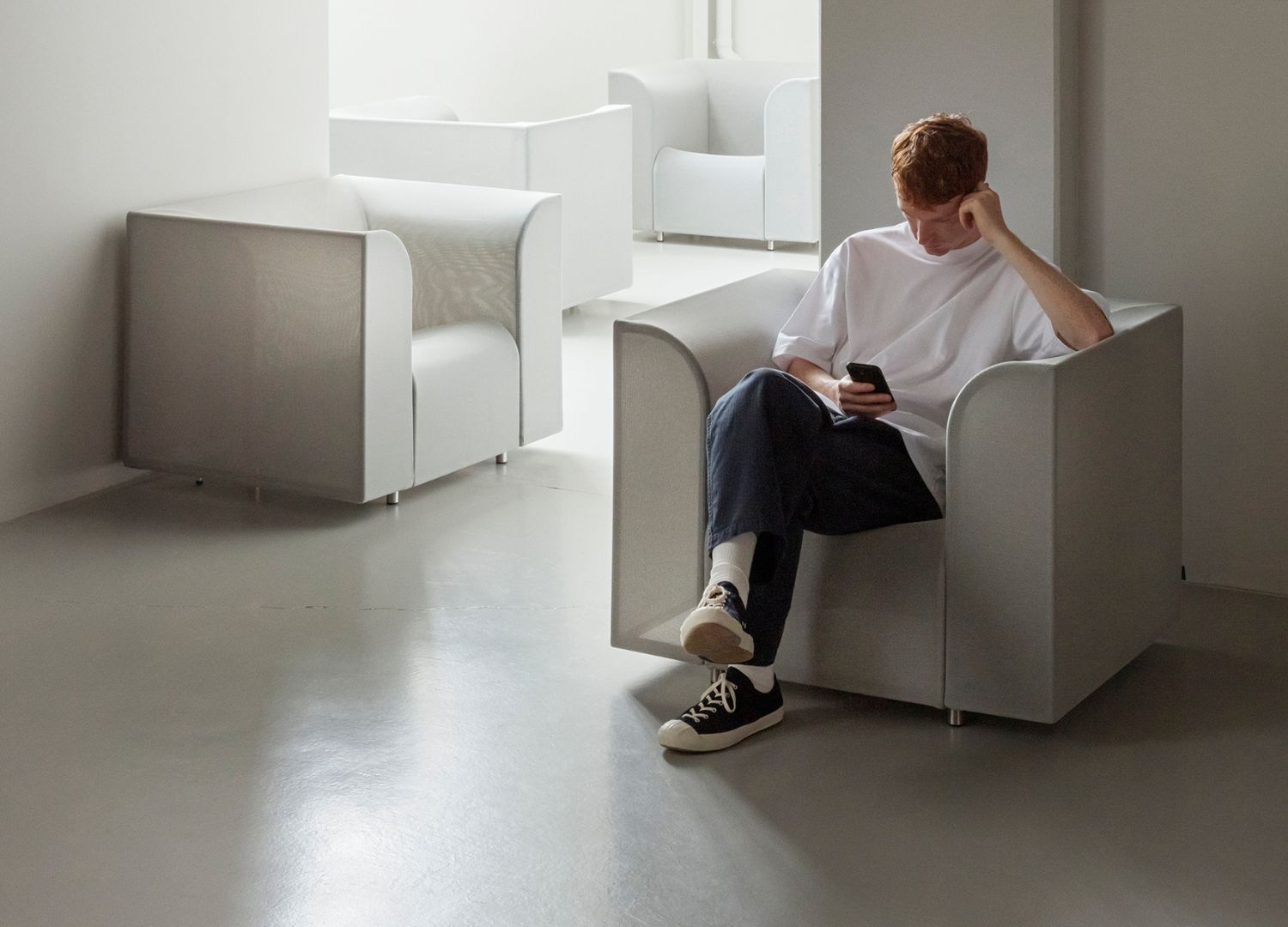 London-Design-Festival-2025-SHRINX-Lounge-Chair-by-Boris-Berlin-for-Halle.jpg 